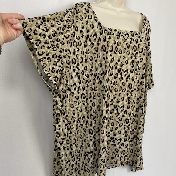 Susan Graver Liquid Knit Top Womens 4X Animal Print Cheetah Square Neck Brown - Picture 3 of 11
